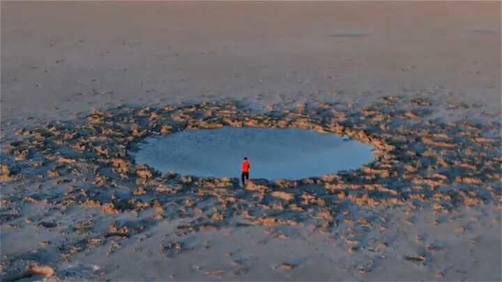گودال درياچه اروميه ظهور چشمه جديد آب هاي زيرزميني است