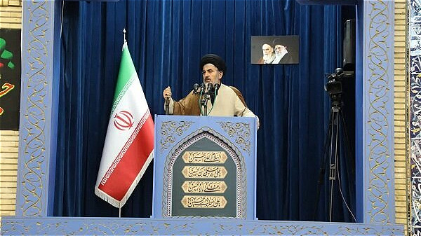 دشمنشناسی و ساده زیستی از ویژگیهای بارز شخصیت امام خمینی (ره) بود