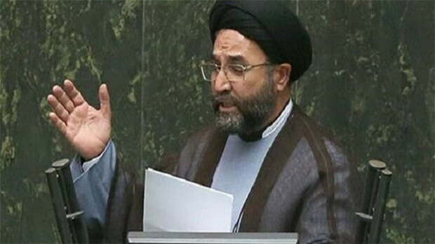 باید به فکر احیای دریاچه ارومیه باشیم