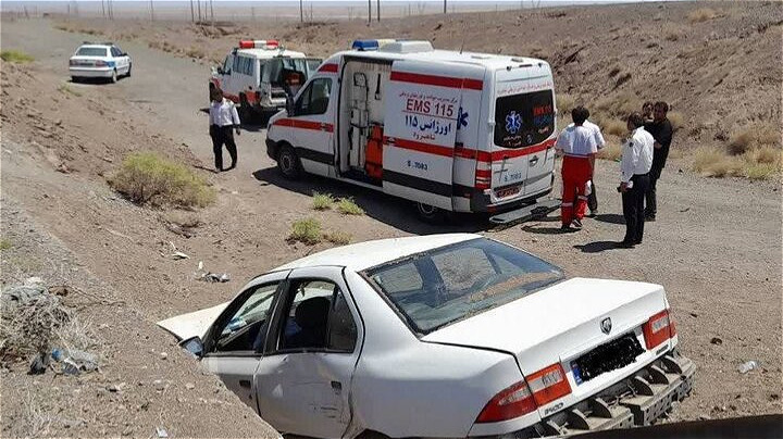 واژگونی خودروی سواری در محور مهاباد ۲ کشته و ۲ زخمی برجا گذاشت