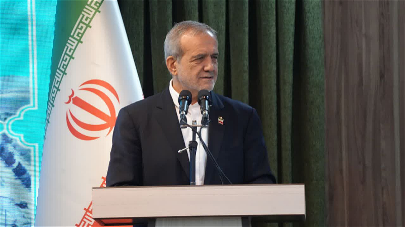 دولت آماده رفع موانع توسعه در آذربایجان‌غربی است