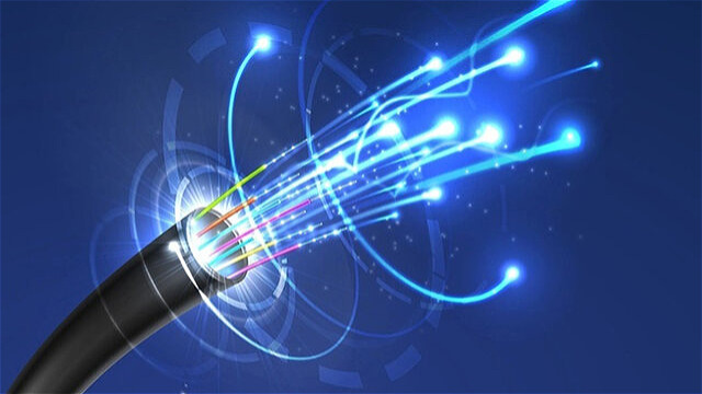 شتاب‌گیری پروژه‌های فیبر نوری در سلماس